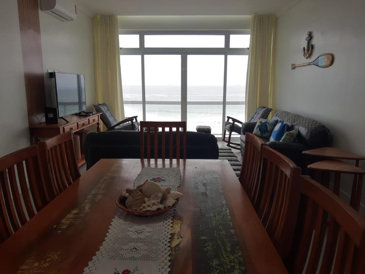 Apartamento Frente Ao Mar Apartment กัวรูจา ภายนอก รูปภาพ