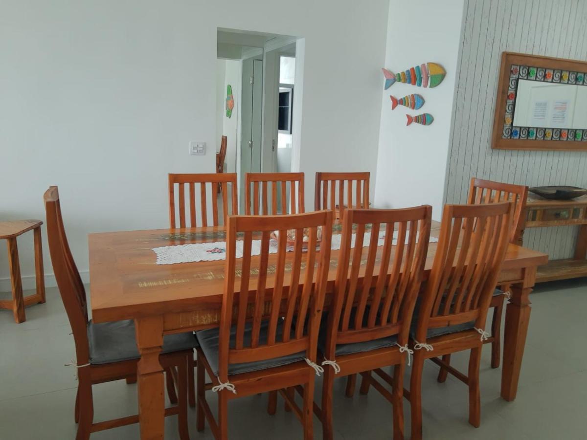 Apartamento Frente Ao Mar Apartment กัวรูจา ภายนอก รูปภาพ